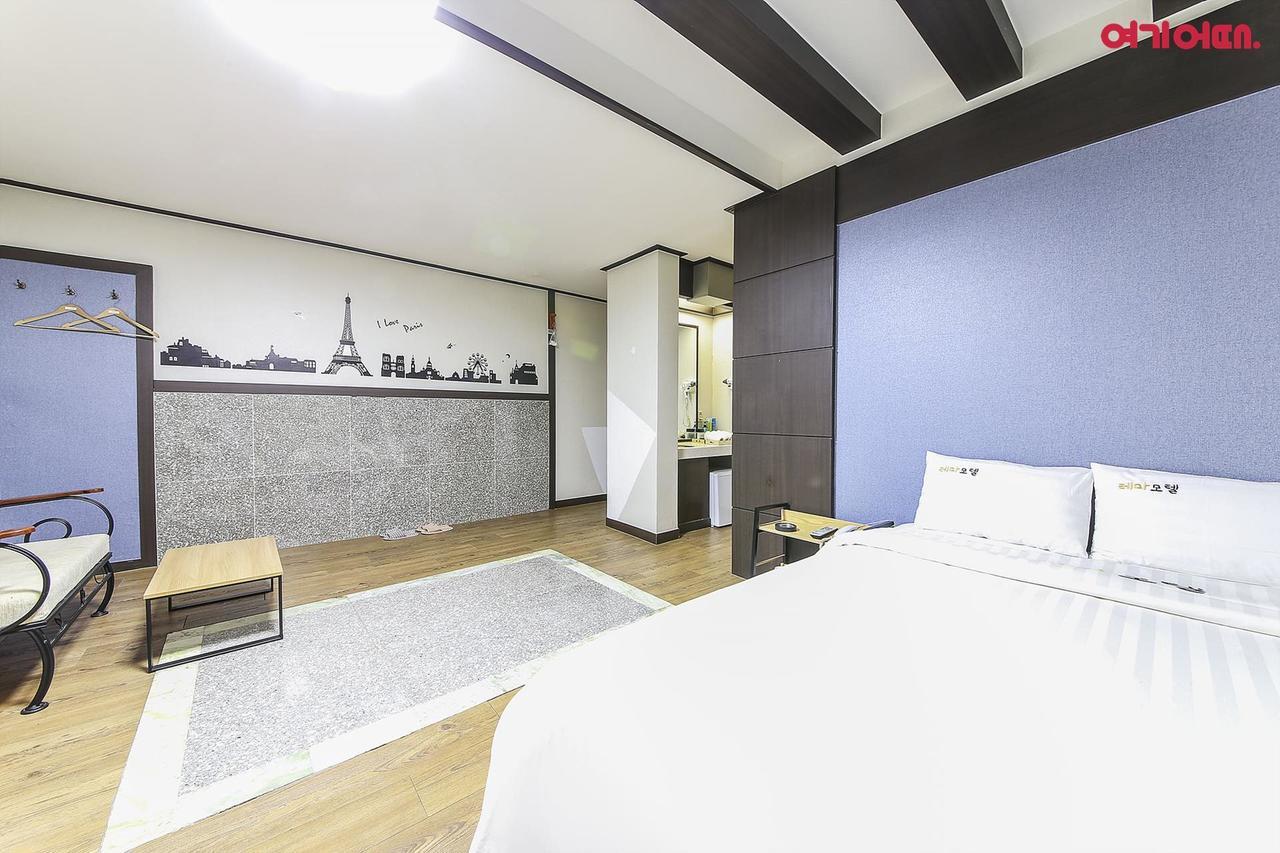 Theme Motel Мокпо Экстерьер фото